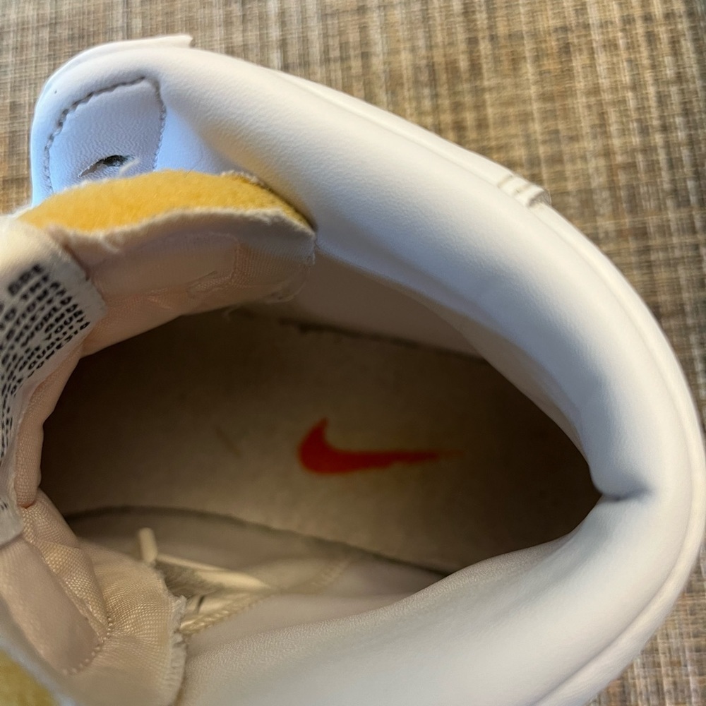Nike High Top Blazers-Women’s 8.5 - Picture 6 of 6